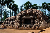 Mamallapuram - Tamil Nadu. the Tiger Cave 